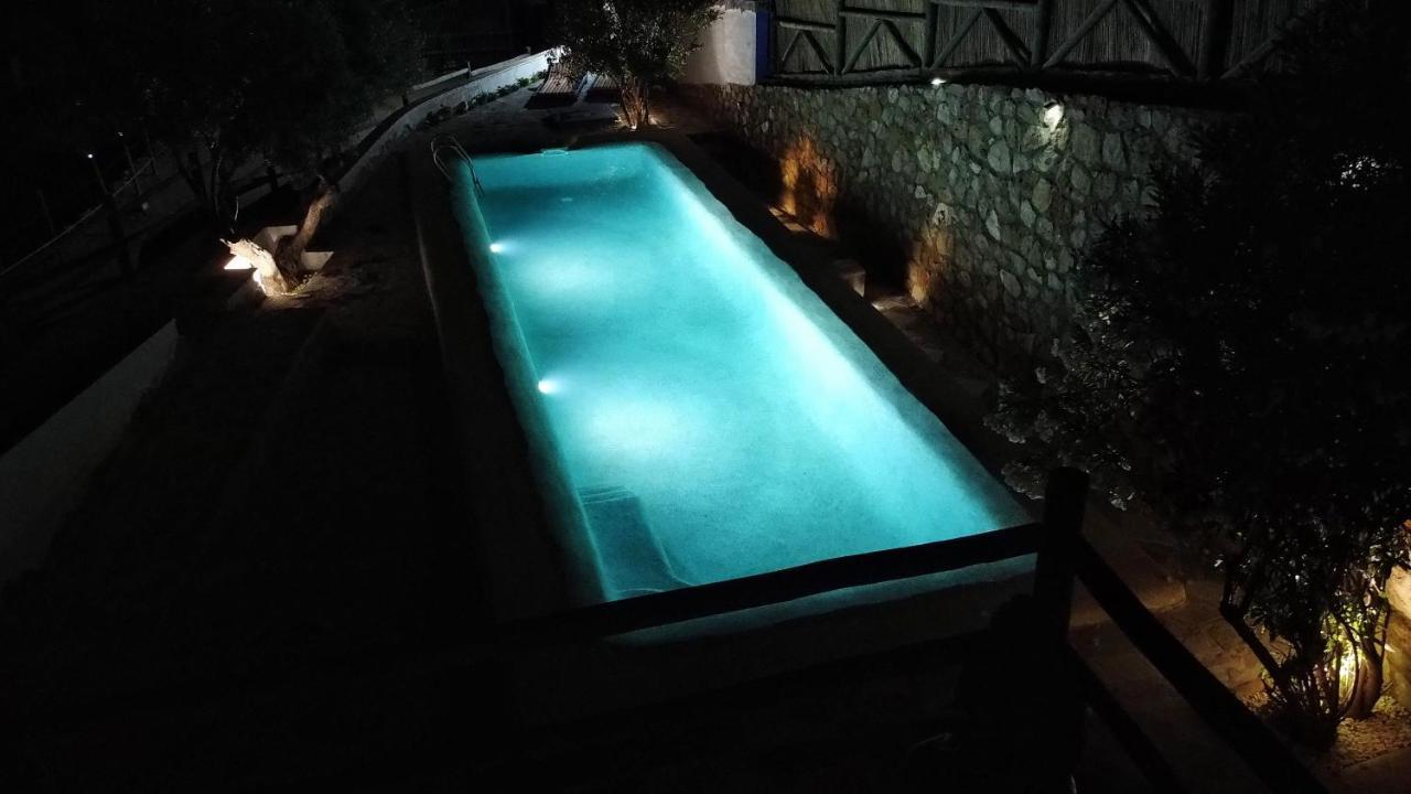 Villa For 4 With A Private Pool & Garden Bédar Esterno foto